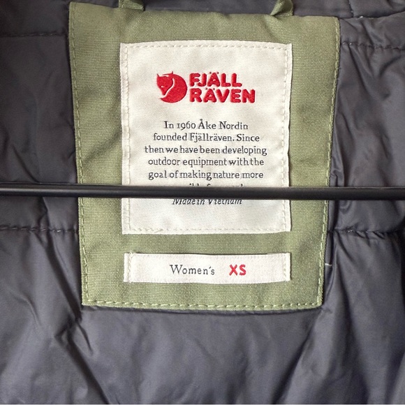 FJALLRAVEN Women’s XS Kiruna Padded Parka - GREEN 89644 $350 Msrp G-1000 - Picture 3 of 4